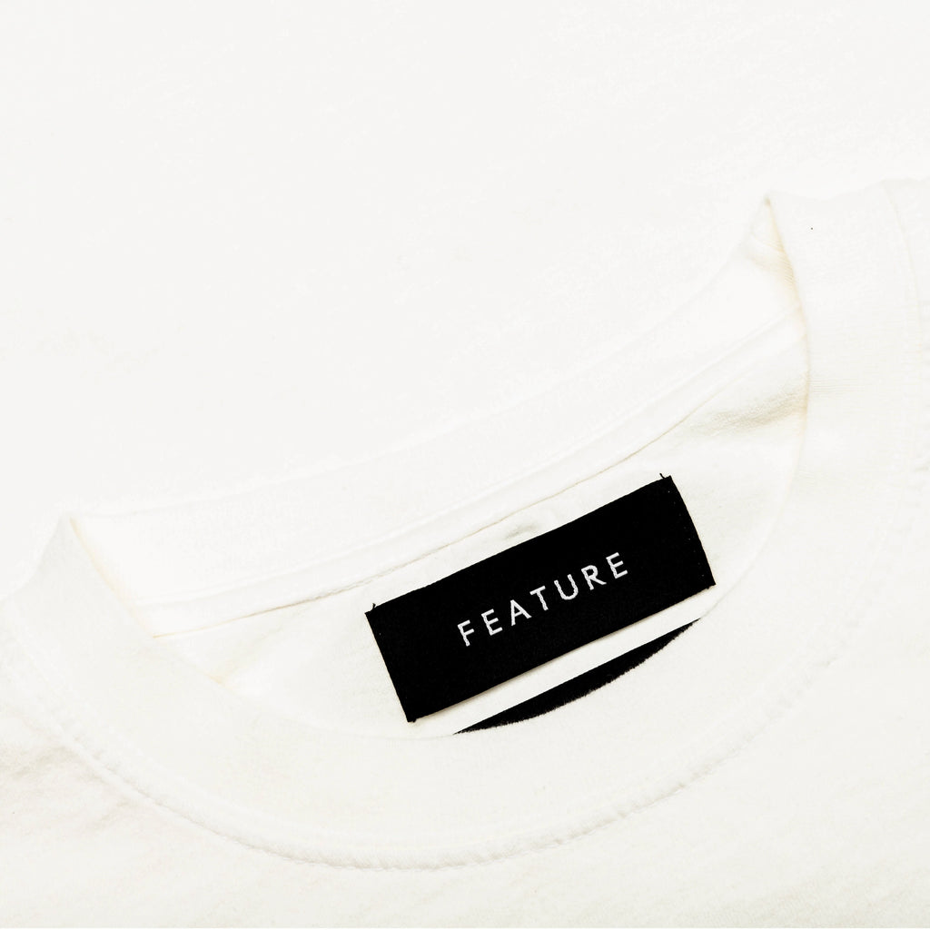 Festive Lights Tee Cannoli Cream