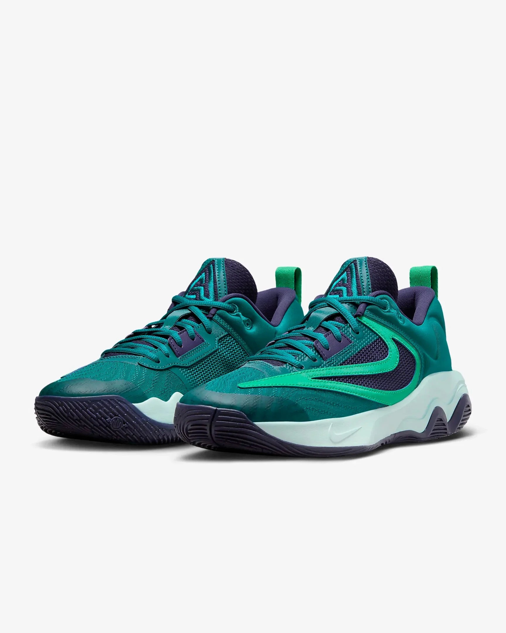 Tênis Nike Giannis Immortality 3 Roxo Verde