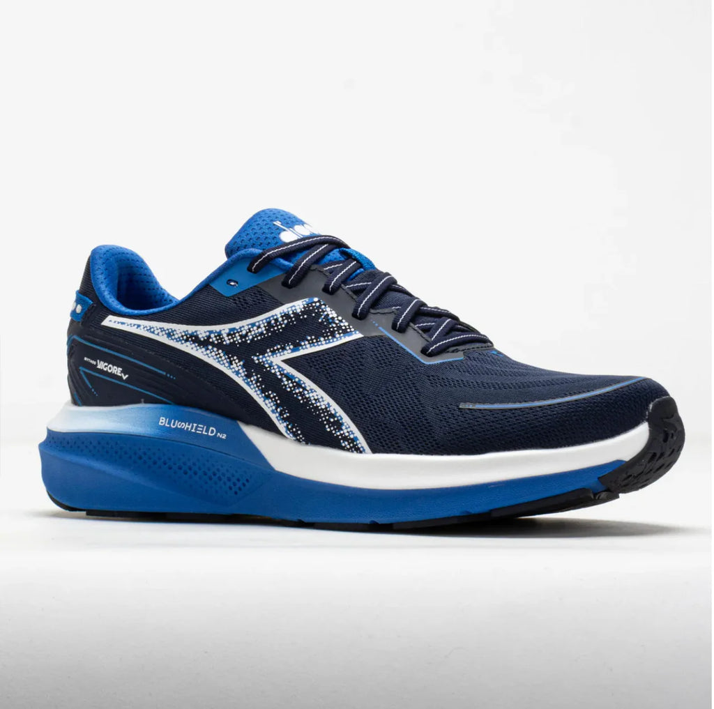 Mens Diadora Mythos Blushield Vigore 5 WIDE