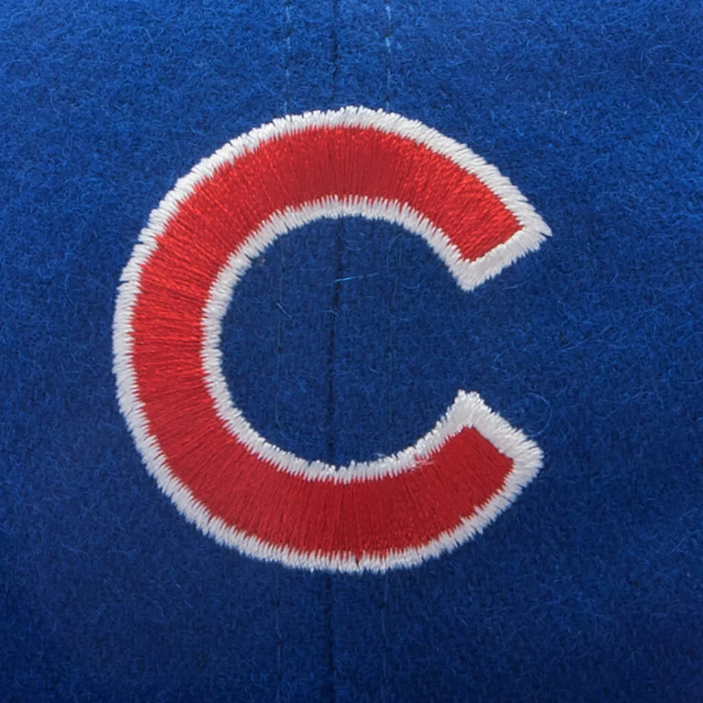 New Era x Fear of God Essentials 59FIFTY Wool Retro Crown Chicago Cubs