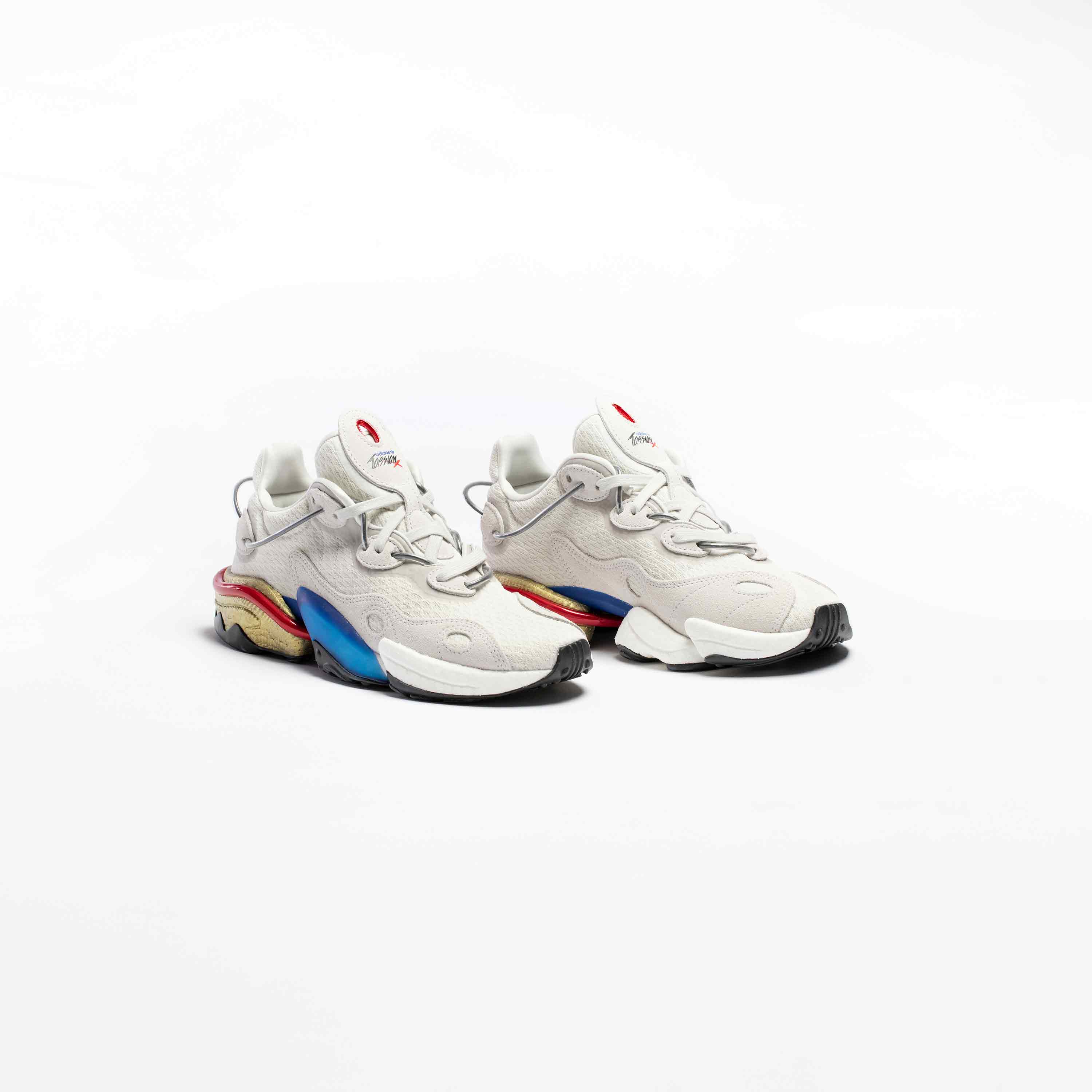 Torsion X Mens Running Shoe Crystal White Grey One Scarlet
