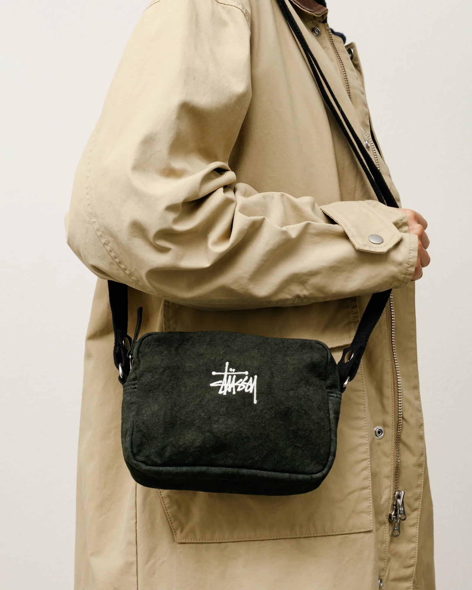 CANVAS POUCH