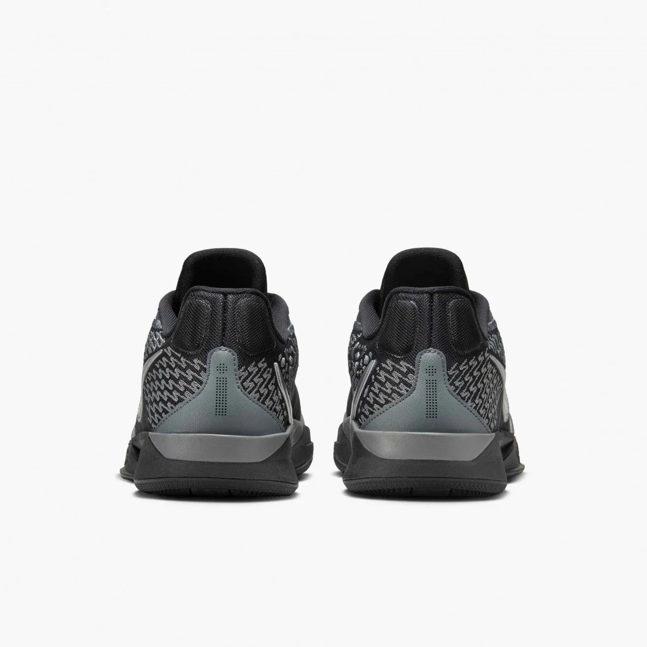 Tênis Nike Sabrina 2 Mirrored