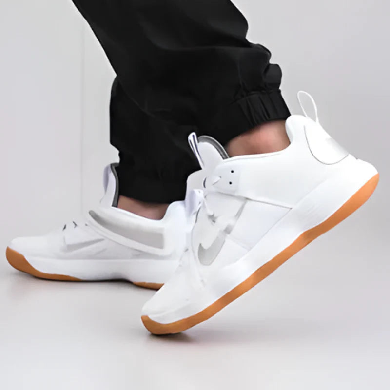 Tênis Nike React HyperSet 1 Vôlei Dourado