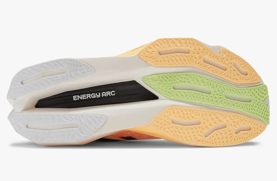 Mens New Balance FuelCell SuperComp Elite v4 Clearance