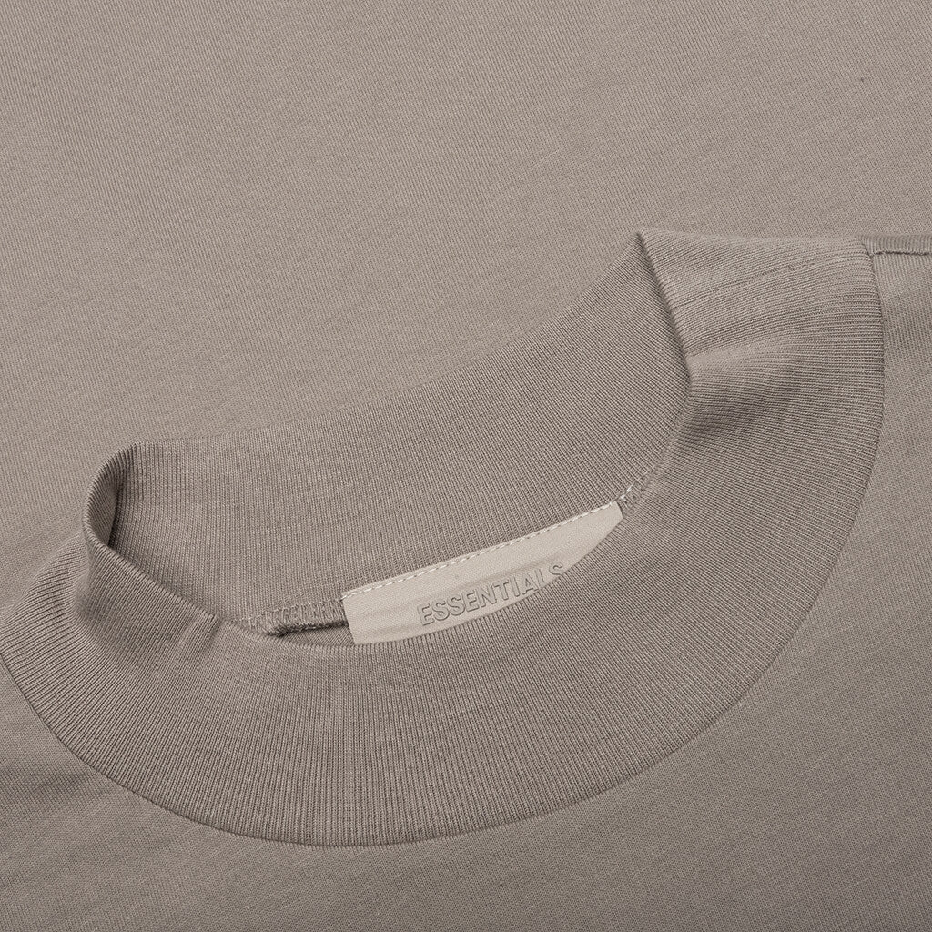 Essentials L S Tee Desert Taupe