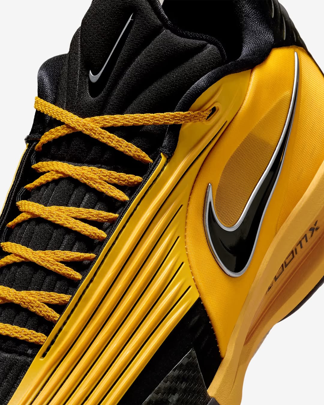 Tênis Nike GT Cut 3 Yellow