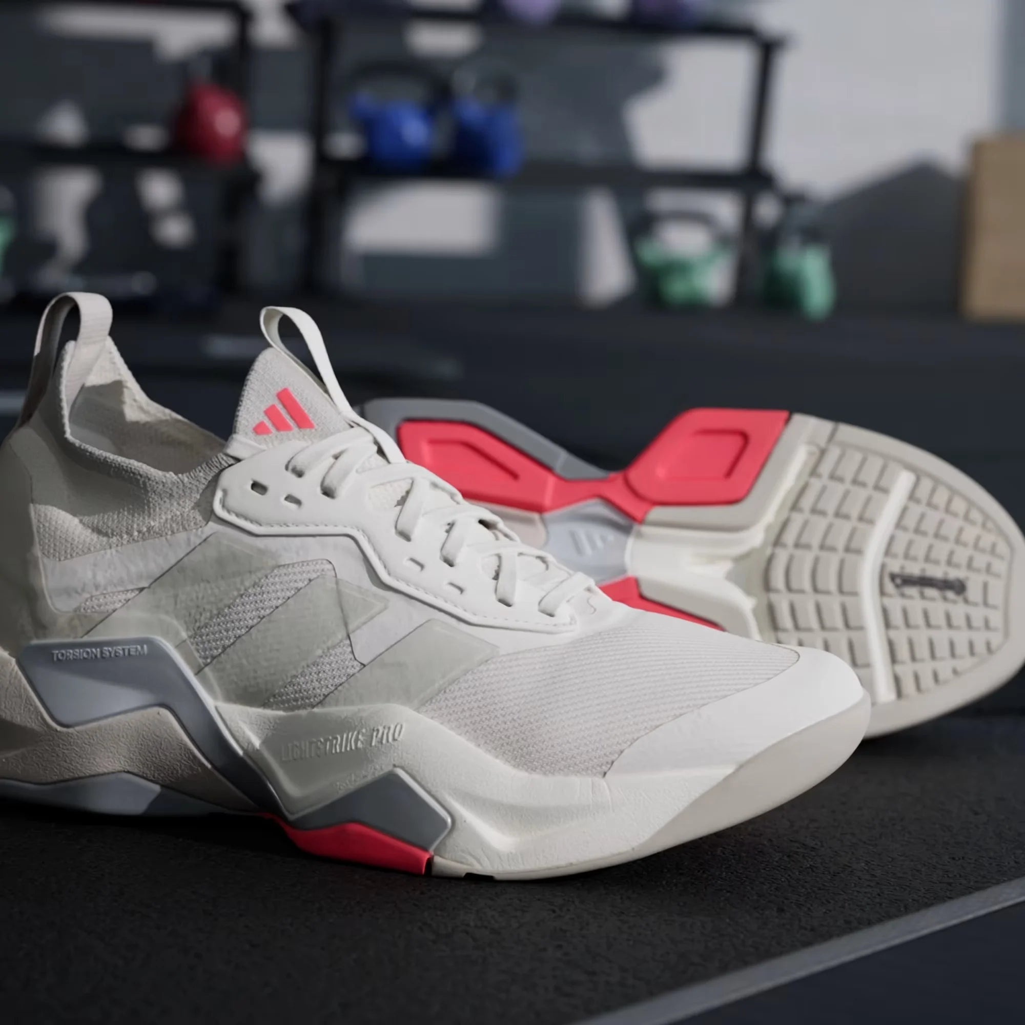 Tênis Adidas Rapidmove ADV 2 Bege