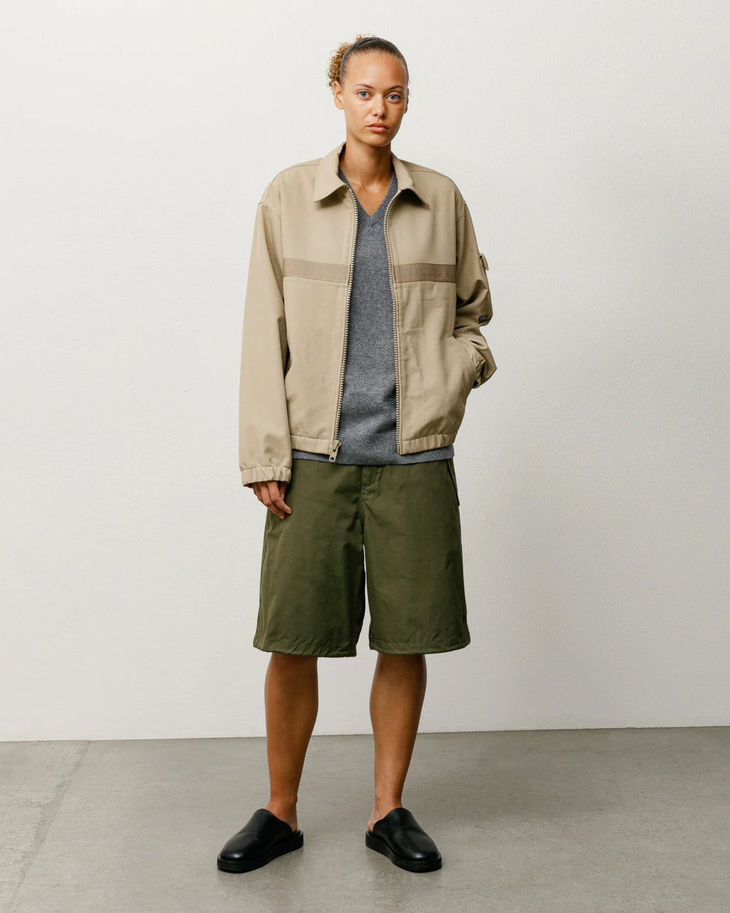 SURPLUS SHORT