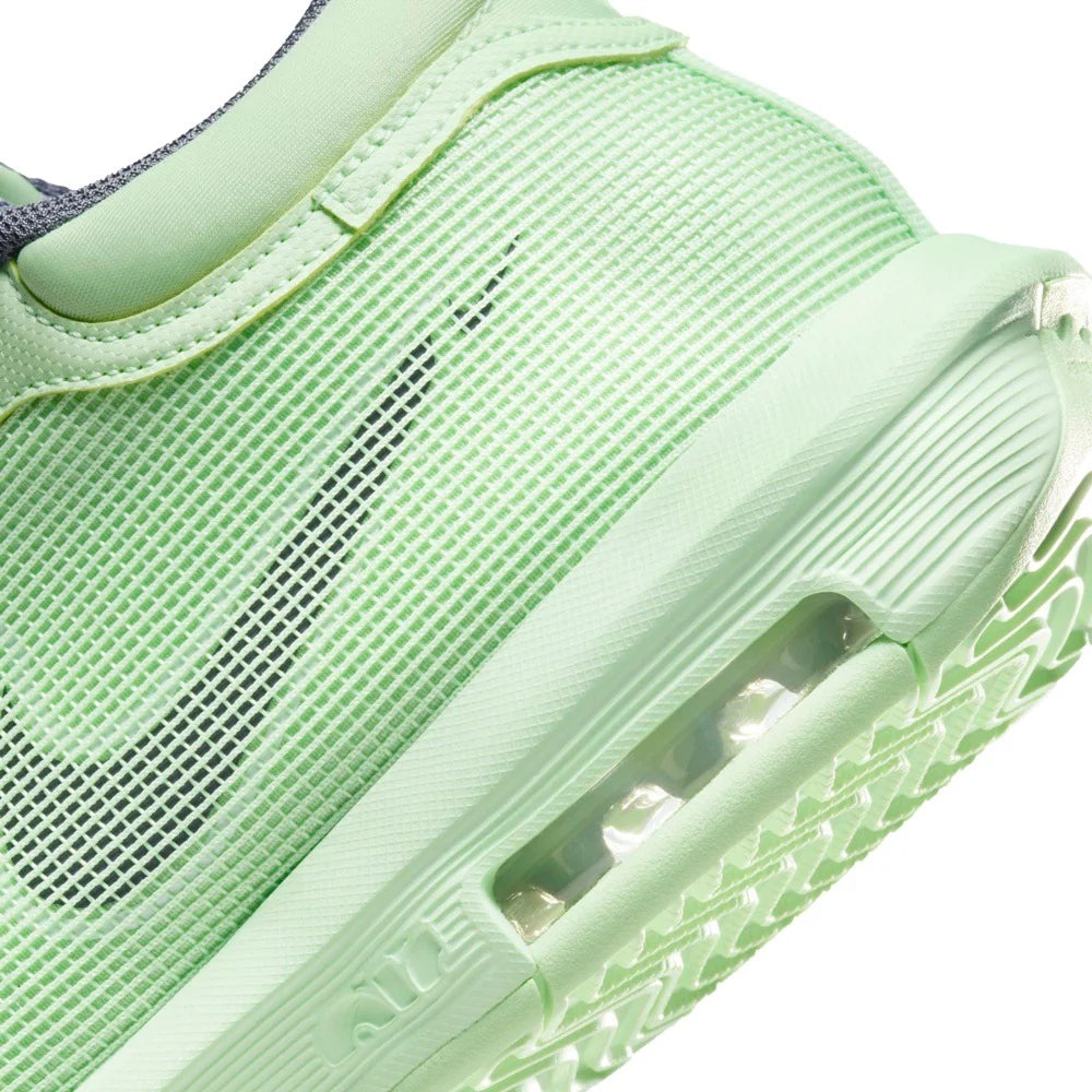 Tênis Nike Lebron Witness VIII Verde