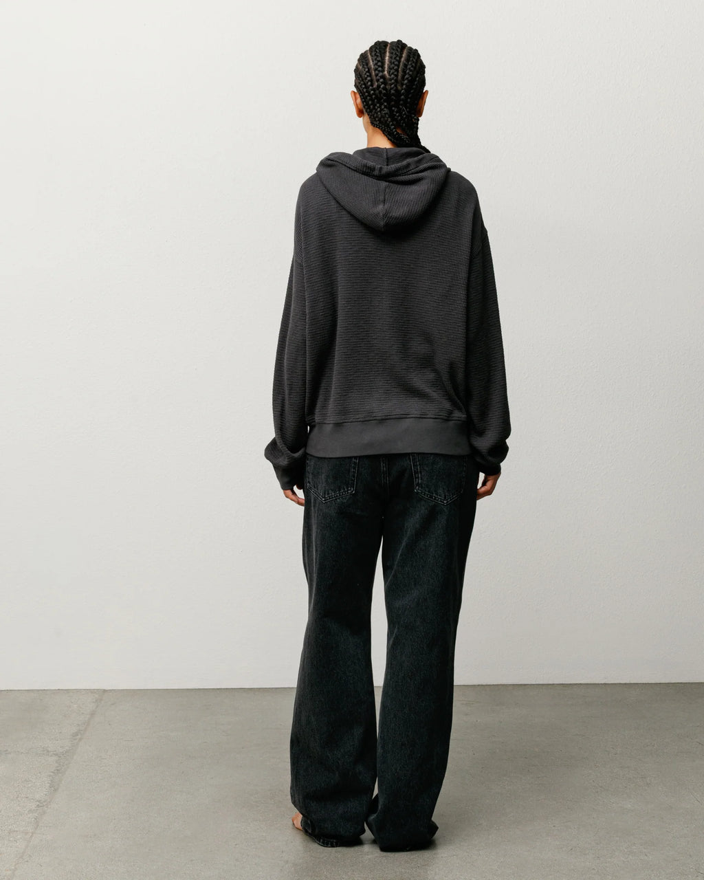 LIGHTWEIGHT THERMAL HOODIE