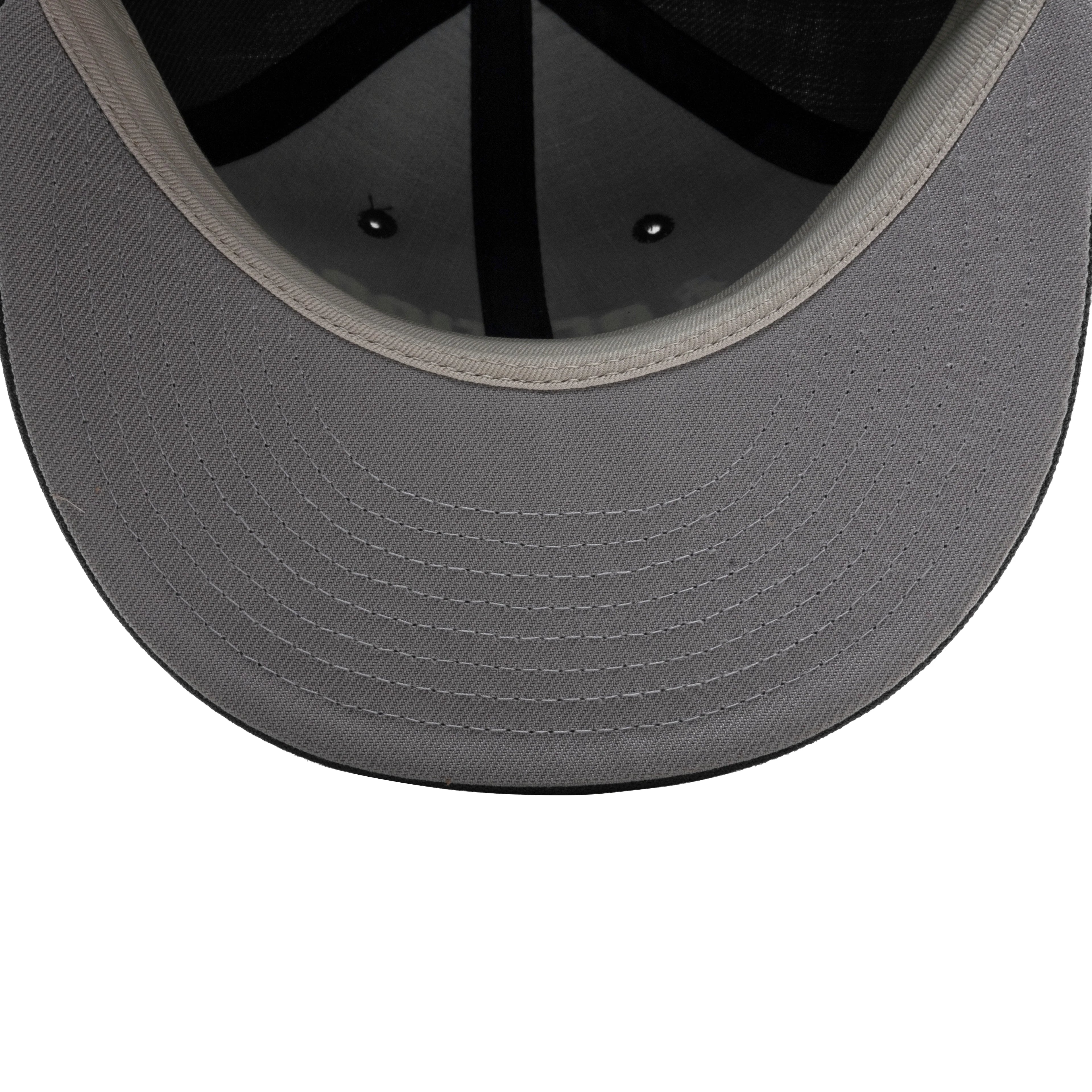 New Era x FOG Essentials 9Fifty Snapback Chicago Bulls