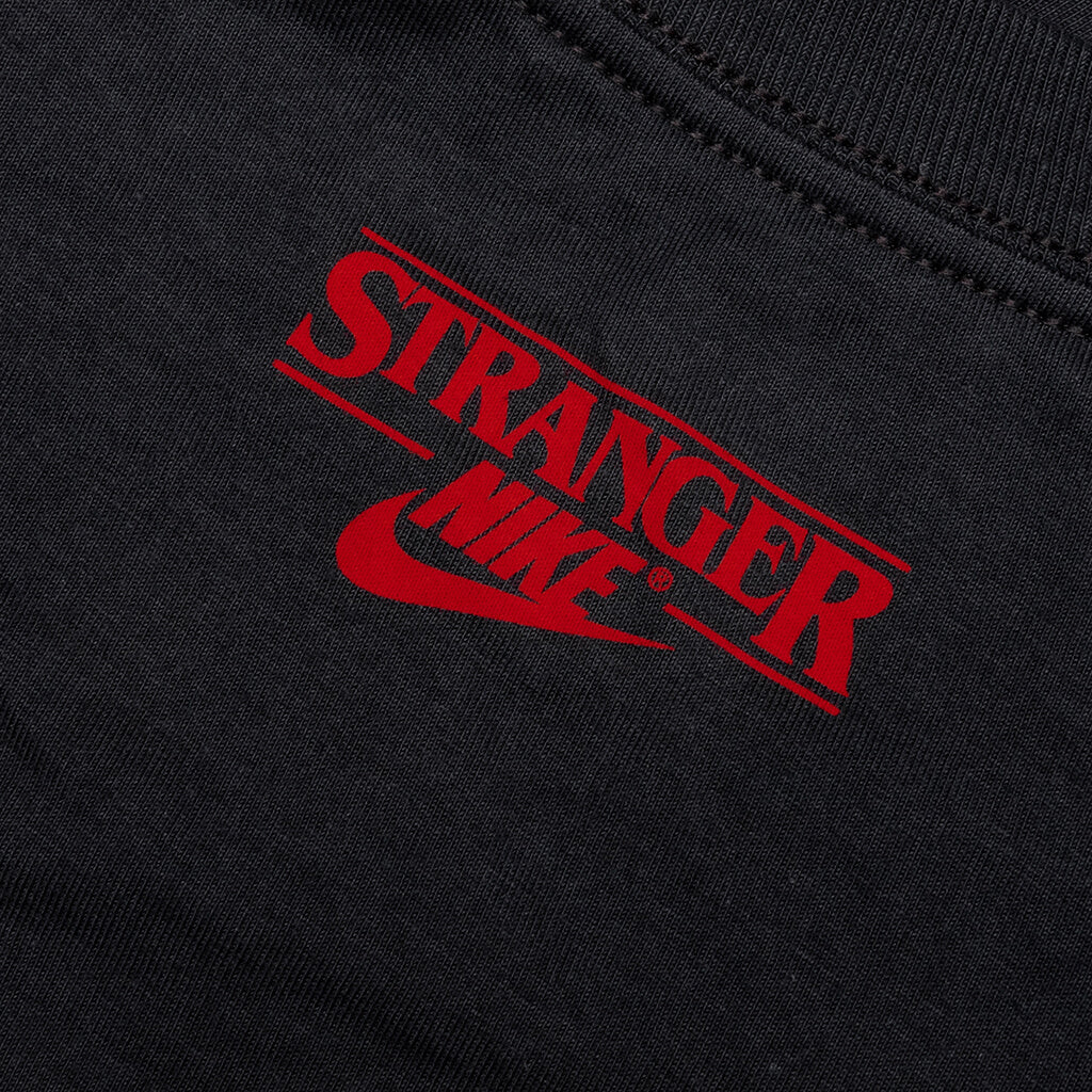 Nike x Stranger Things Max90 Tee Off Noir University Red
