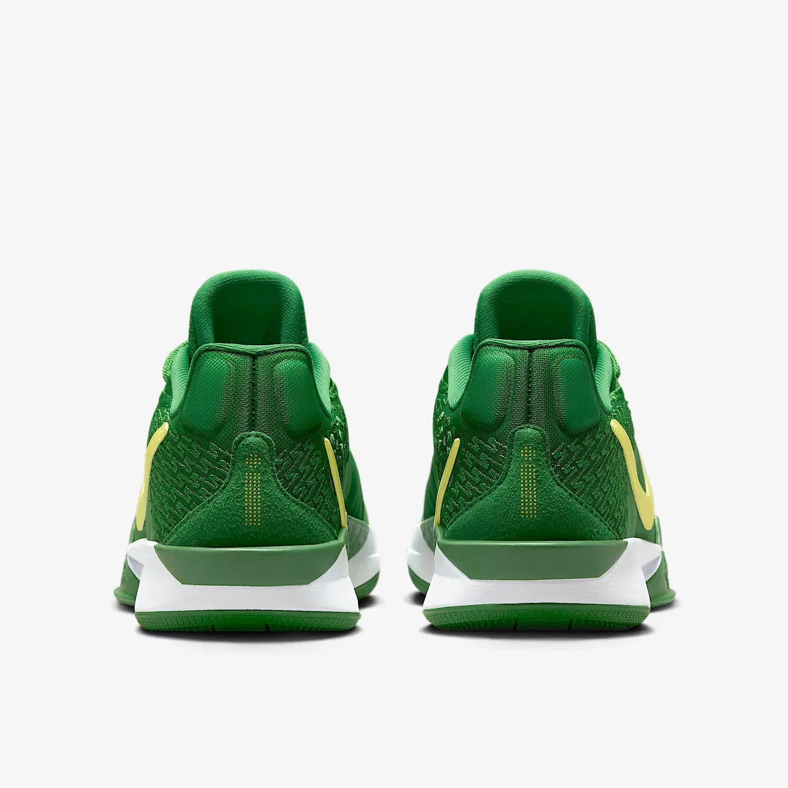Tênis Nike Sabrina 2 Retroed