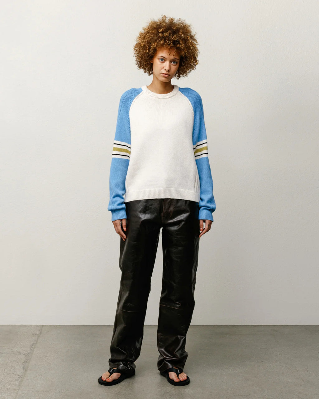 STRIPE RAGLAN CREW