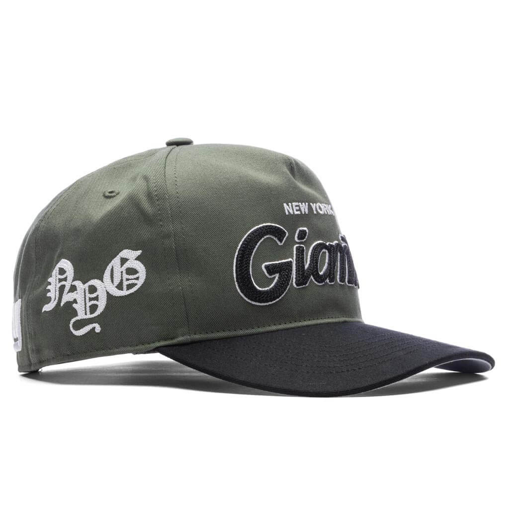 Feature x 47 Brand Chain 47 Hitch RF New York Giants