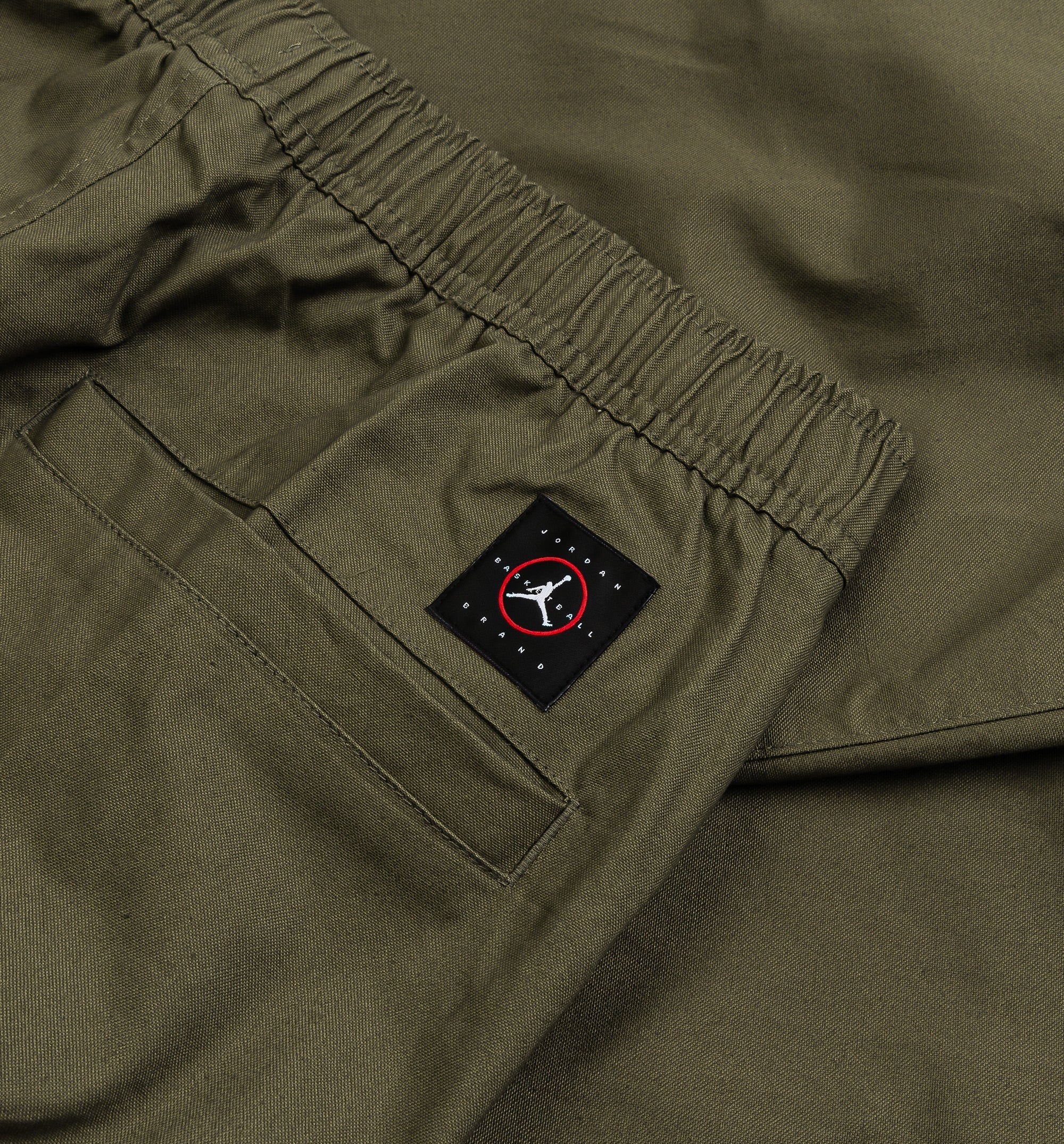 Essentials Woven Mens Pant Medium Olive Medium Olive