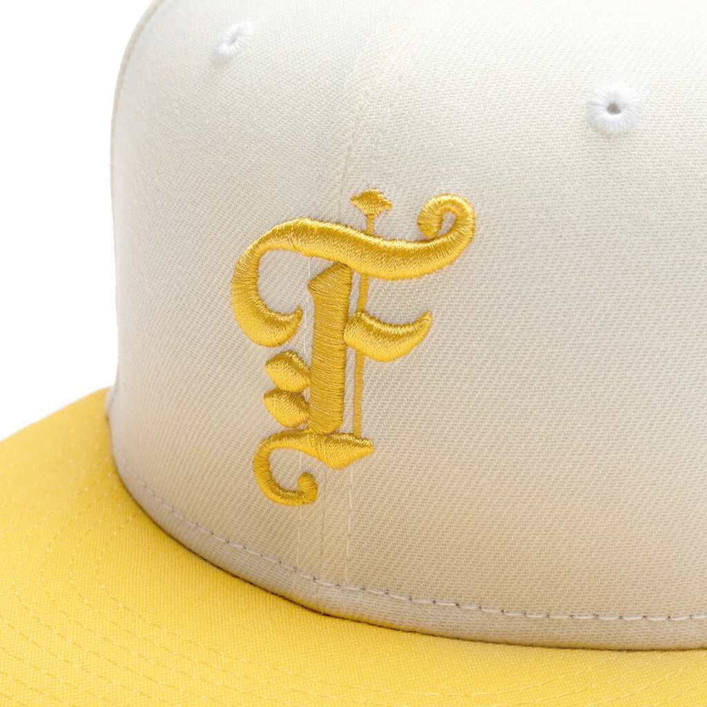 Feature x New Era OE Fitted Cap Off White Grilled Yellow