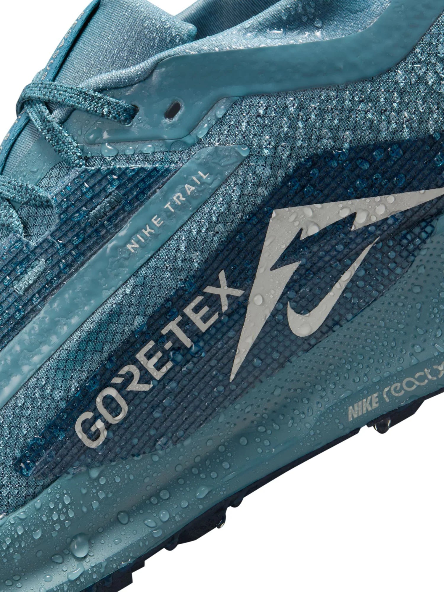 Nike Pegasus Trail 5 GORE TEX Mens Shoes