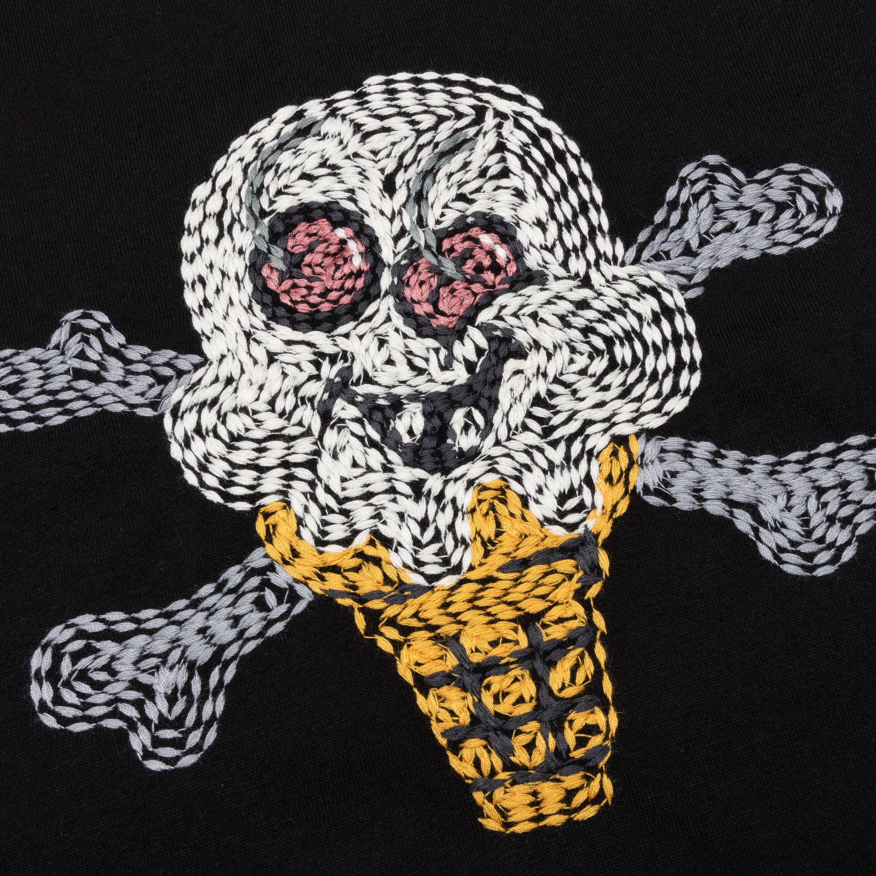 Cherry Face S S Knit Black