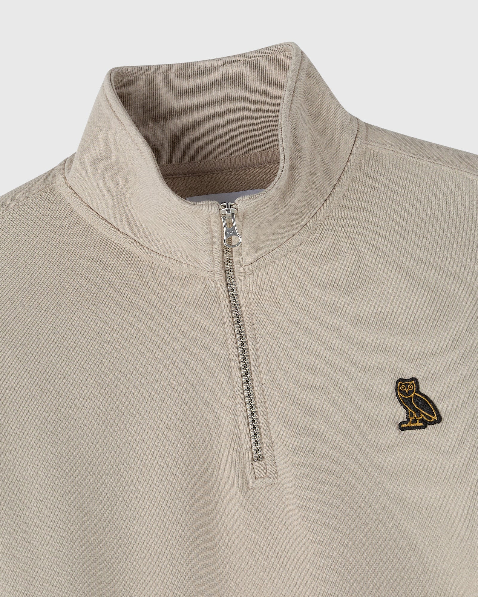 Classic Quarter Zip Mockneck Sweatshirt Sandstone
