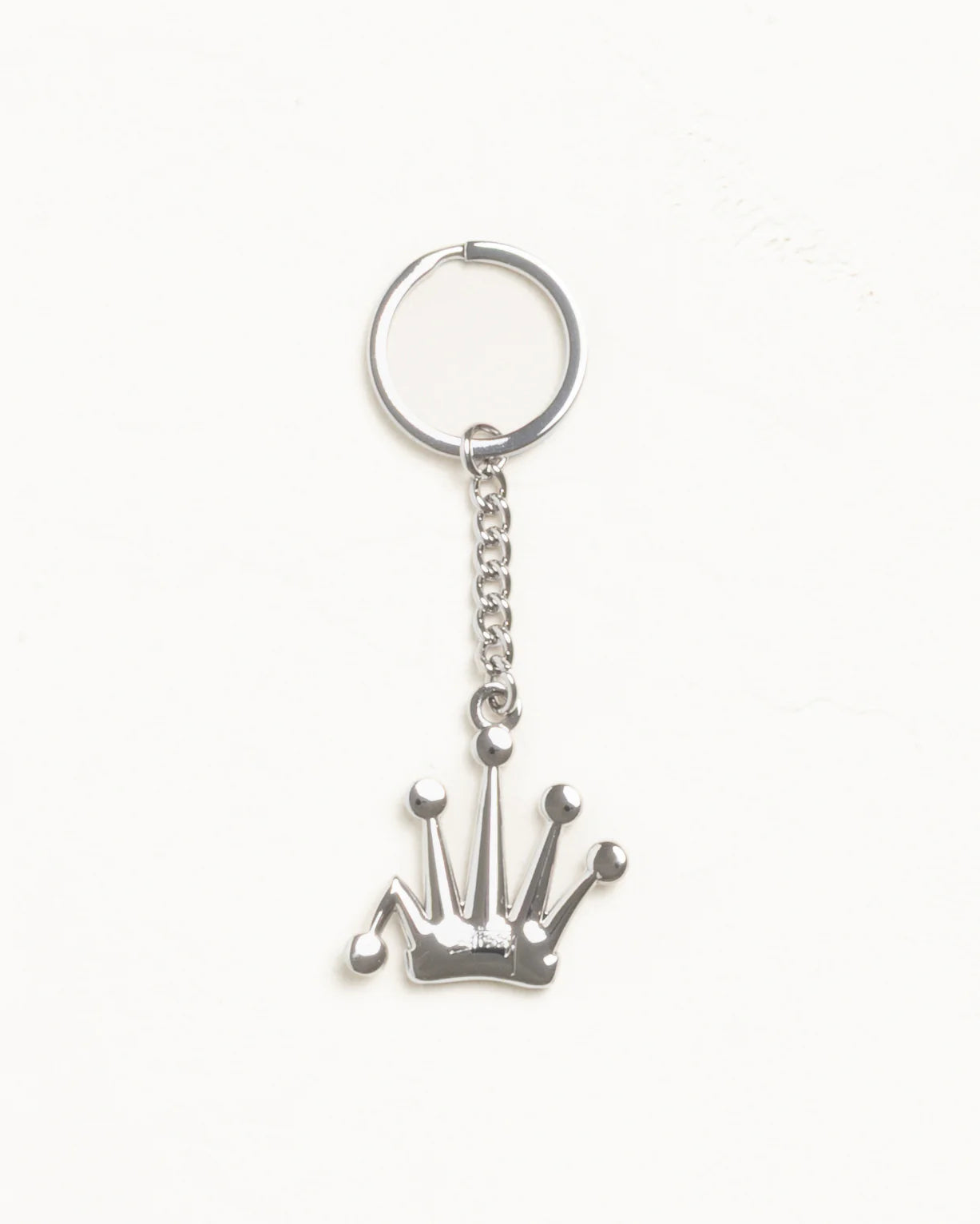 METAL BENT CROWN KEYCHAIN