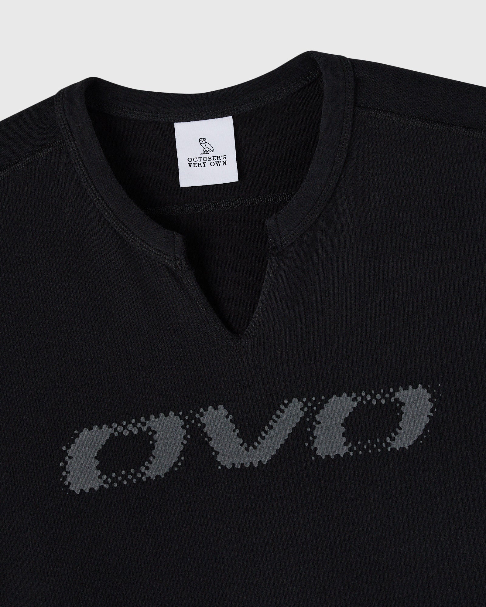 Split Neck Tee Black