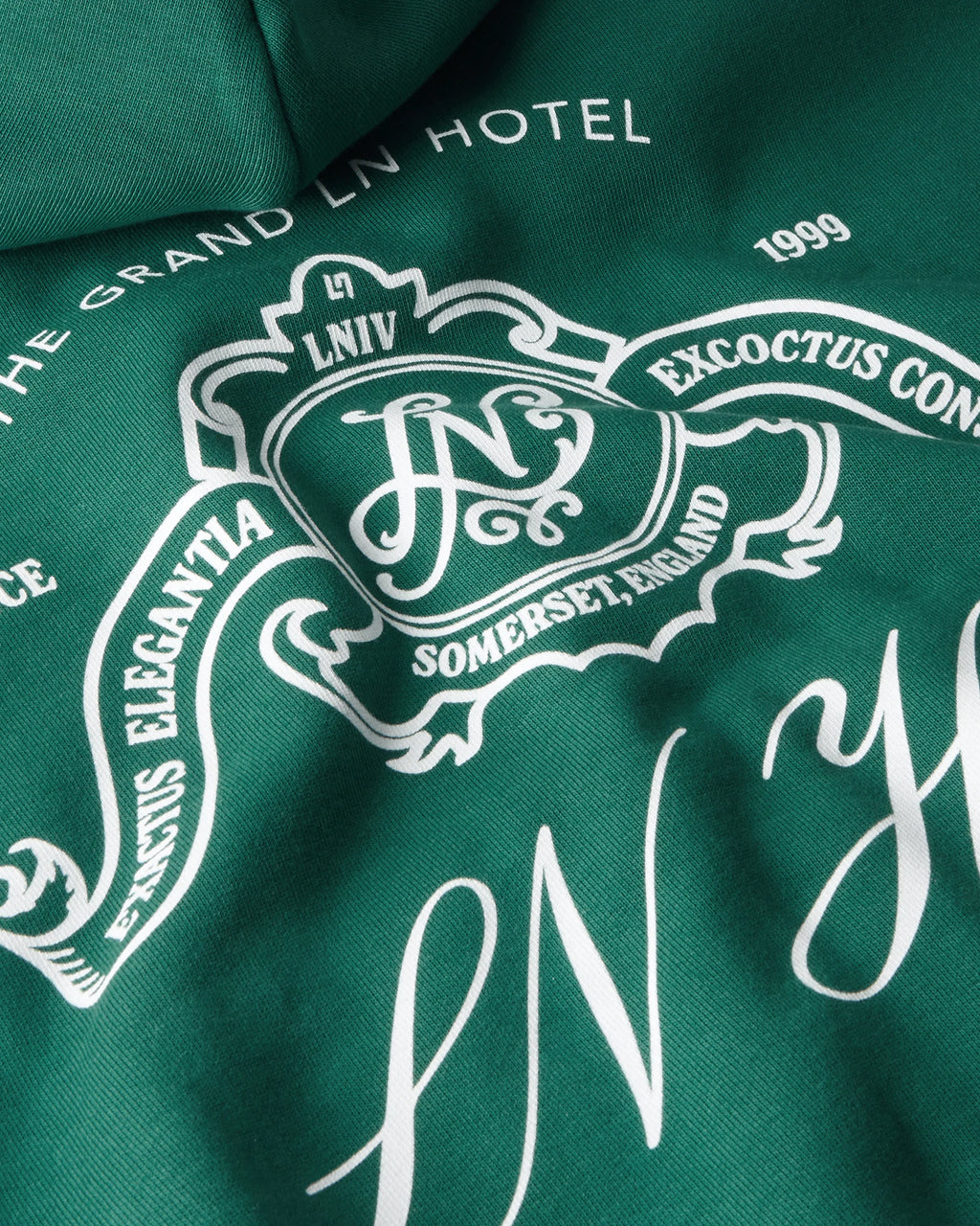 THE RR CROPPED ZIP UP