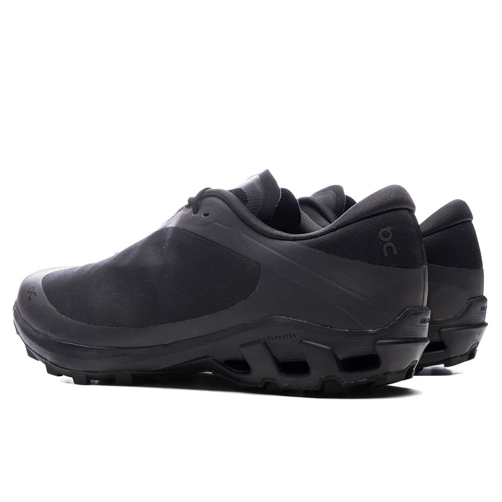 On x PAF Cloudventure Peak All Black