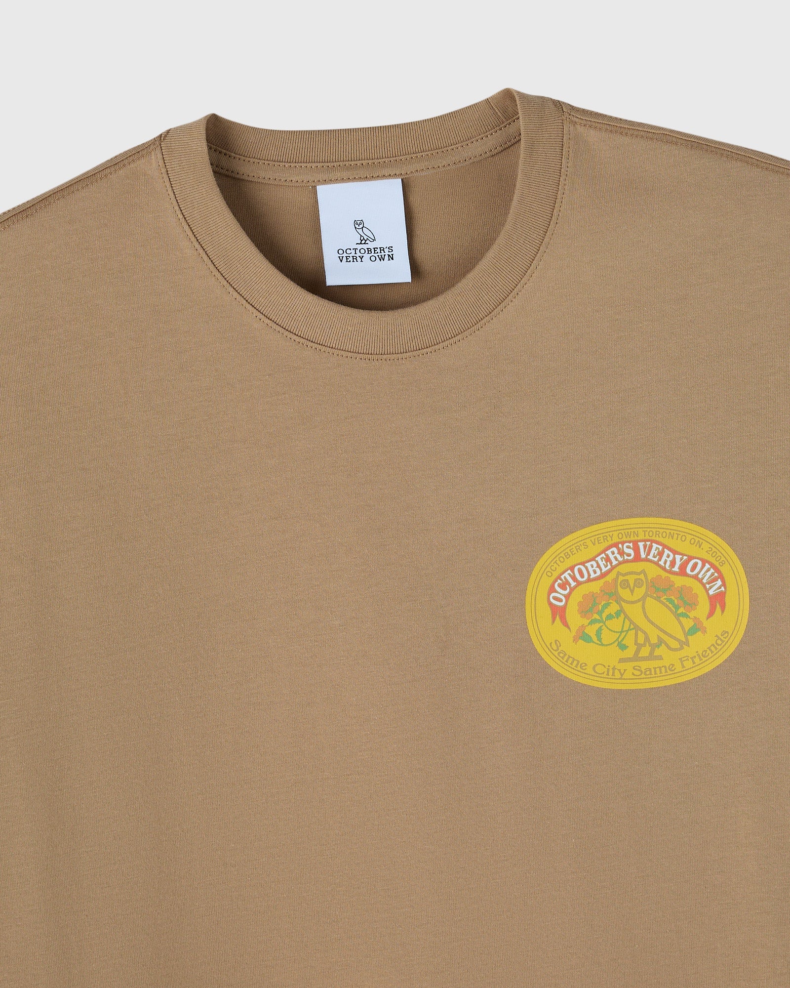 Pom Pom Banner Tee Camel