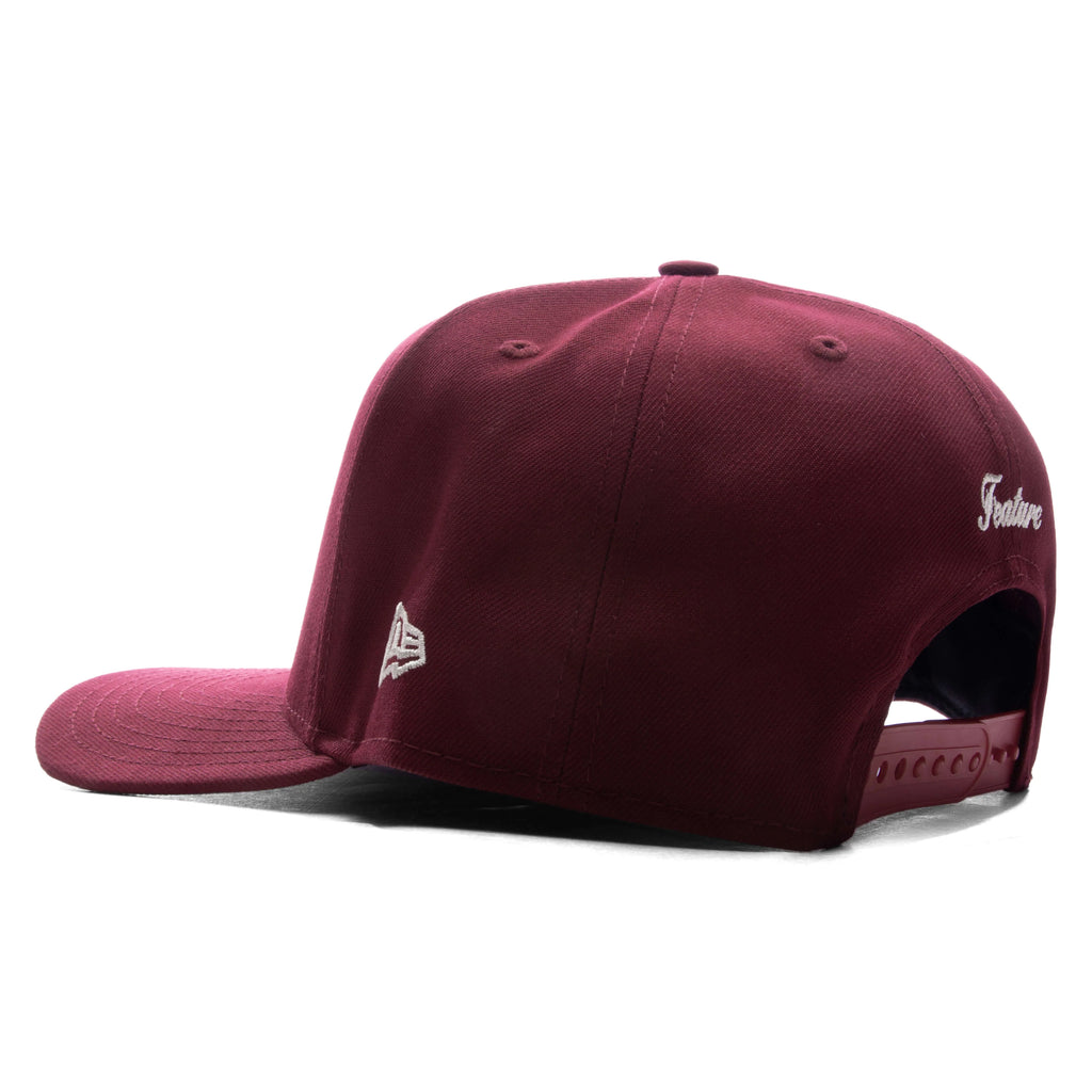 FEATURE x New Era 9FIFTY Curved A Frame Old English F Snapback Scarlet