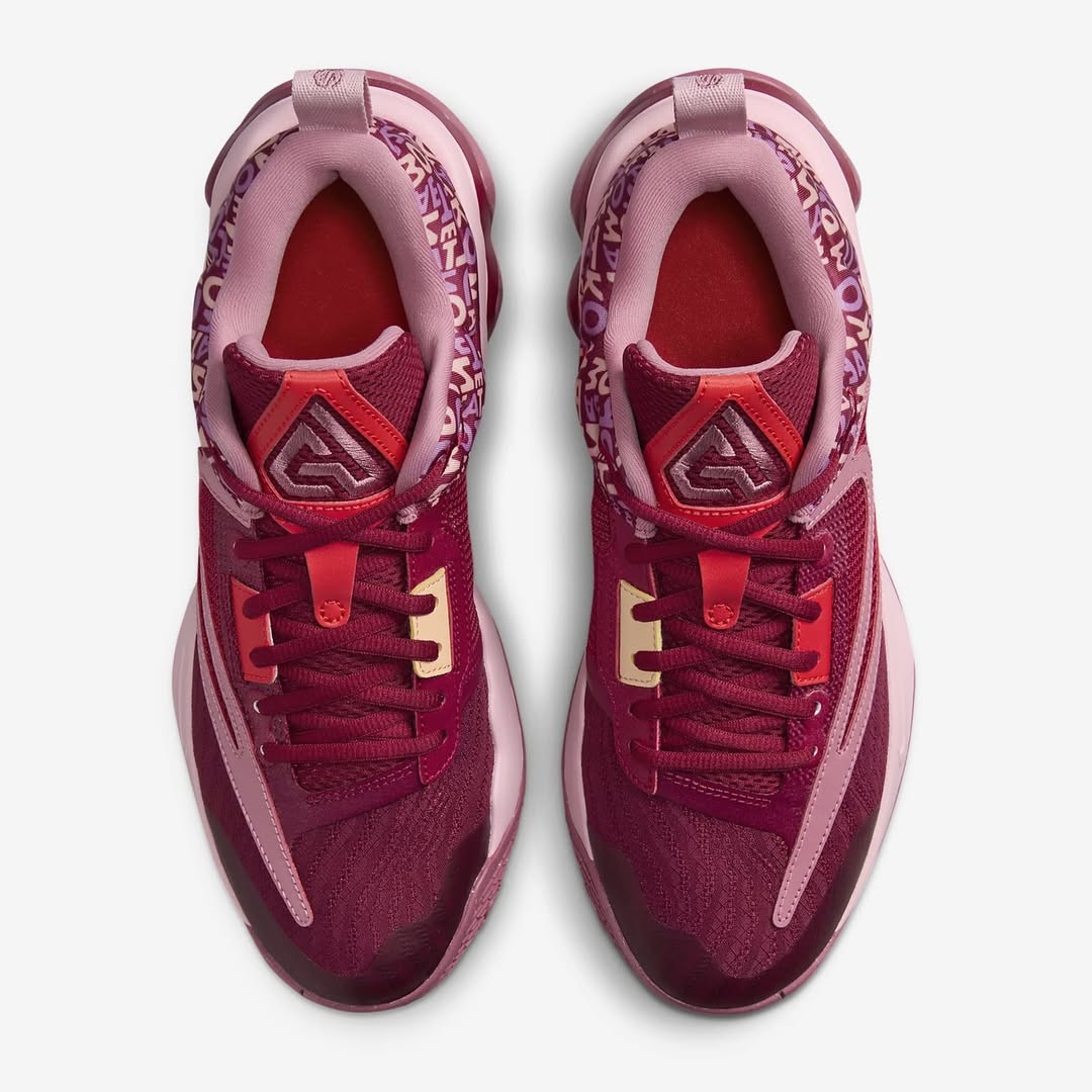 Tênis Nike Giannis Immortality 3 Roxo