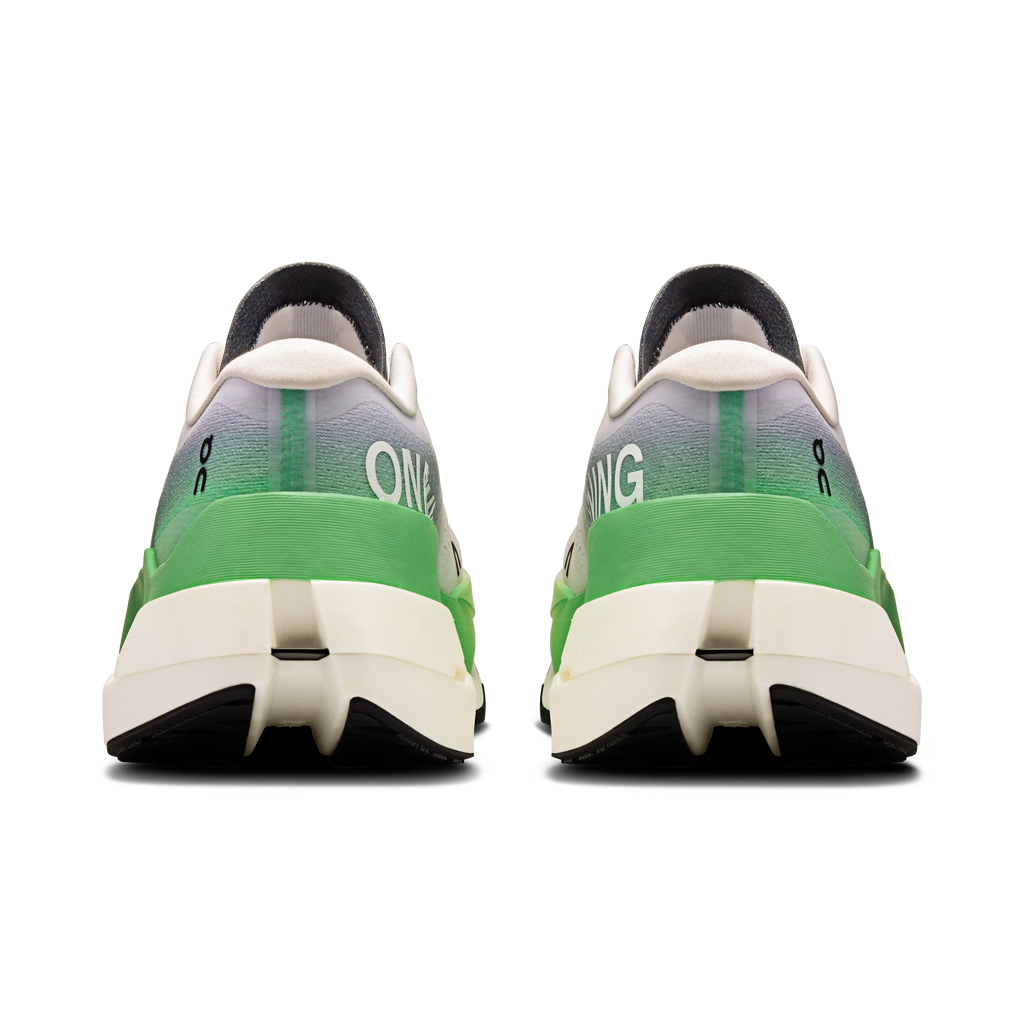 Tênis On Running Cloudboom Max Green