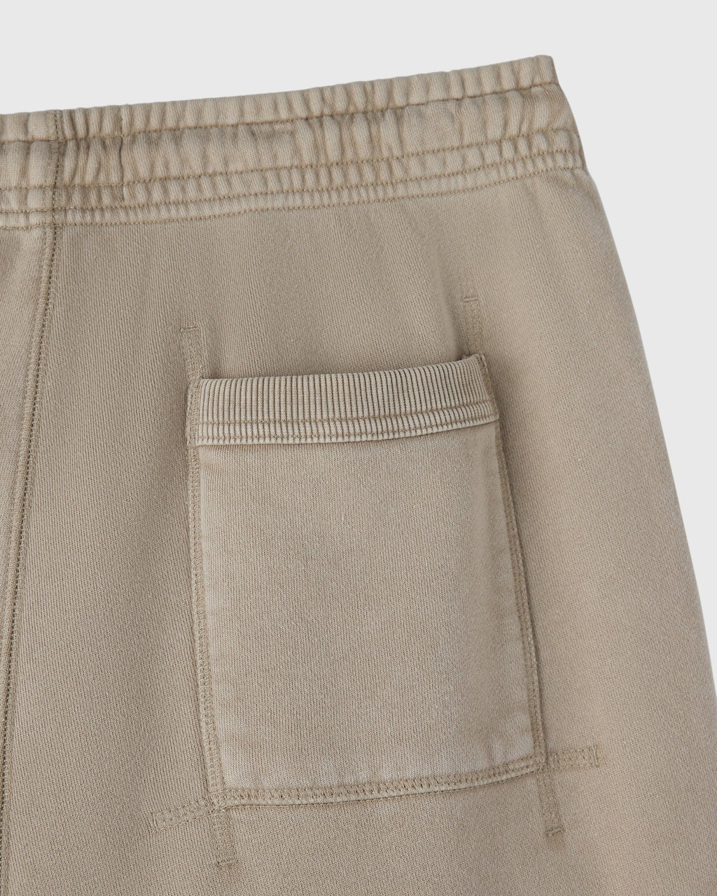 Muskoka Cargo Sweatpant Sandstone