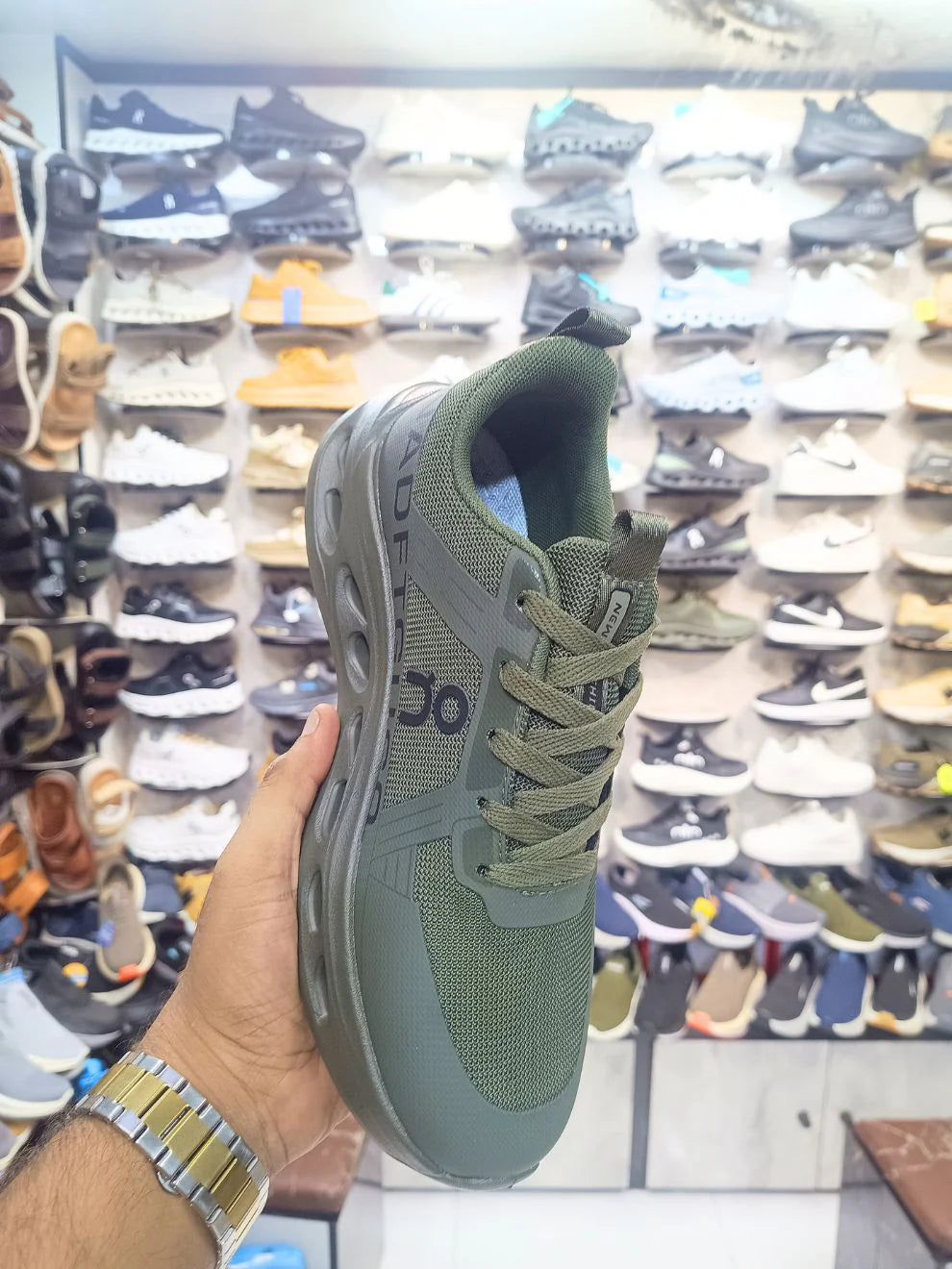 NADFTGUCO MEN PREMIUM CLOUD STYLE GREEN