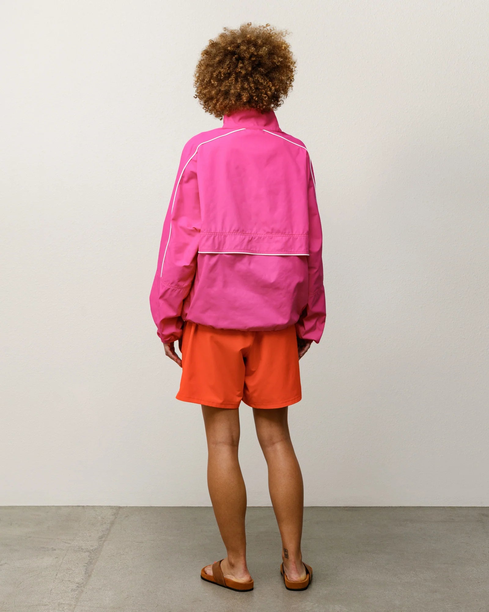 LIGHTWEIGHT PULLOVER JACKET