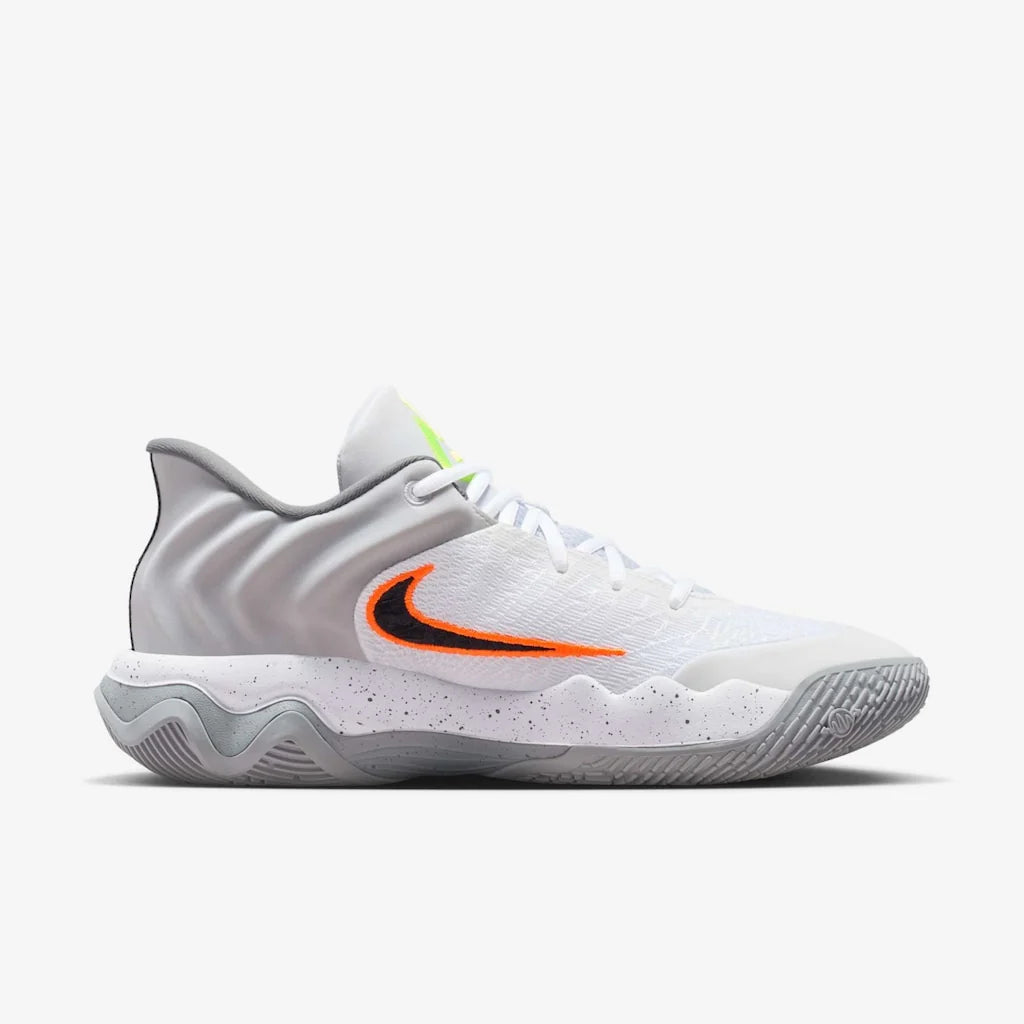 Tênis Nike Giannis Immortality 4 Cinza Branco