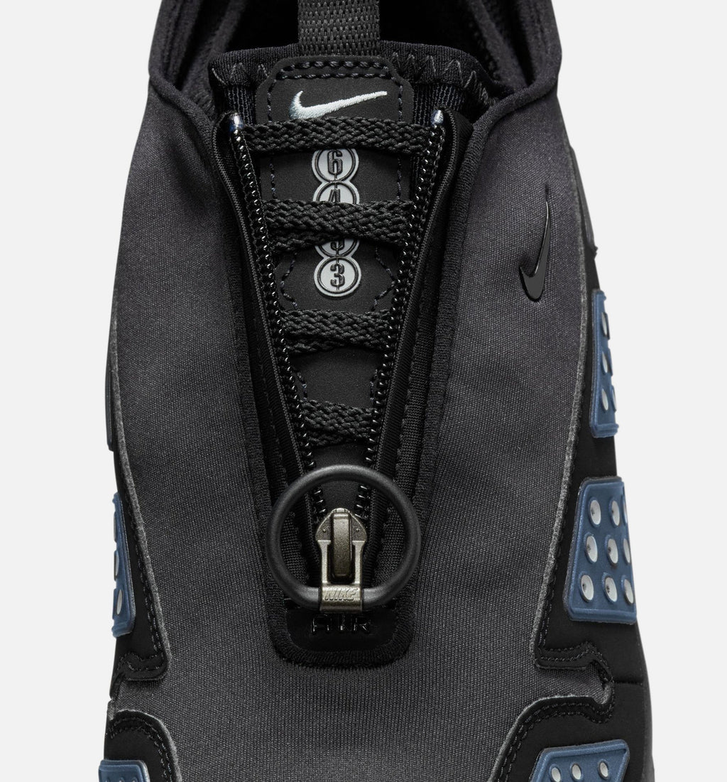 Air Max SNDR Womens Lifestyle Shoe Black Silver