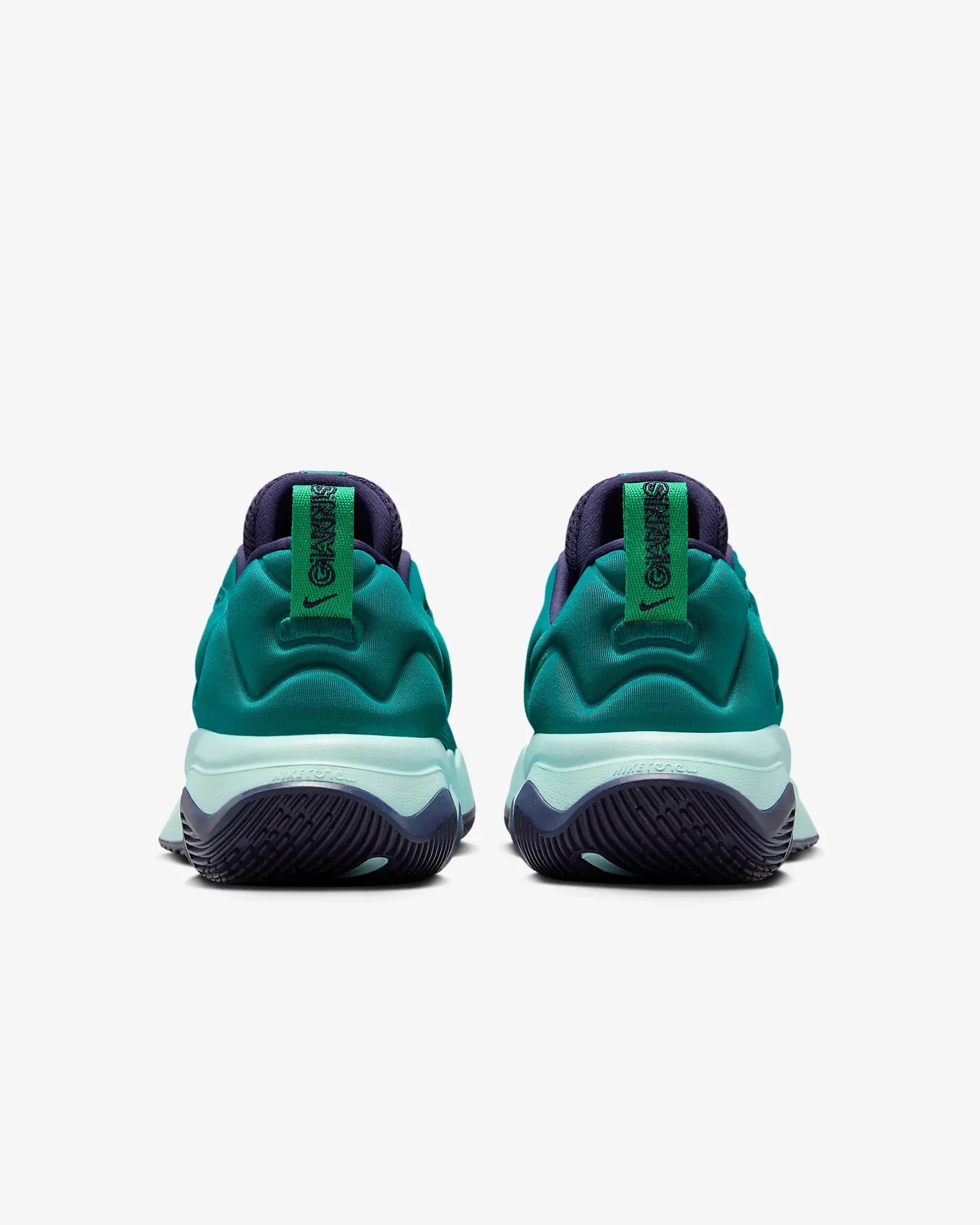 Tênis Nike Giannis Immortality 3 Roxo Verde