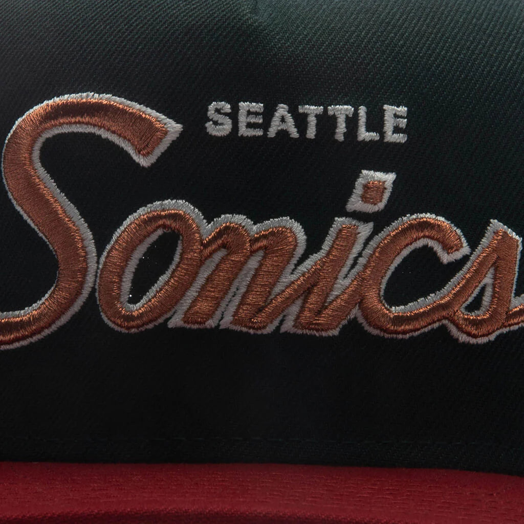 9FIFTY A Frame Curved Hardwood Classics Script Snapback Seattle Supersonics