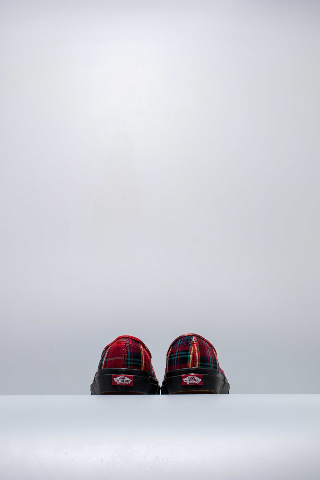 Authentic Plaid Mens Shoes Red Black