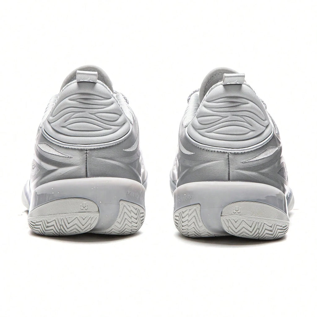 Tênis Li Ning Wade 808 5 Ultra V2 Silver Flash