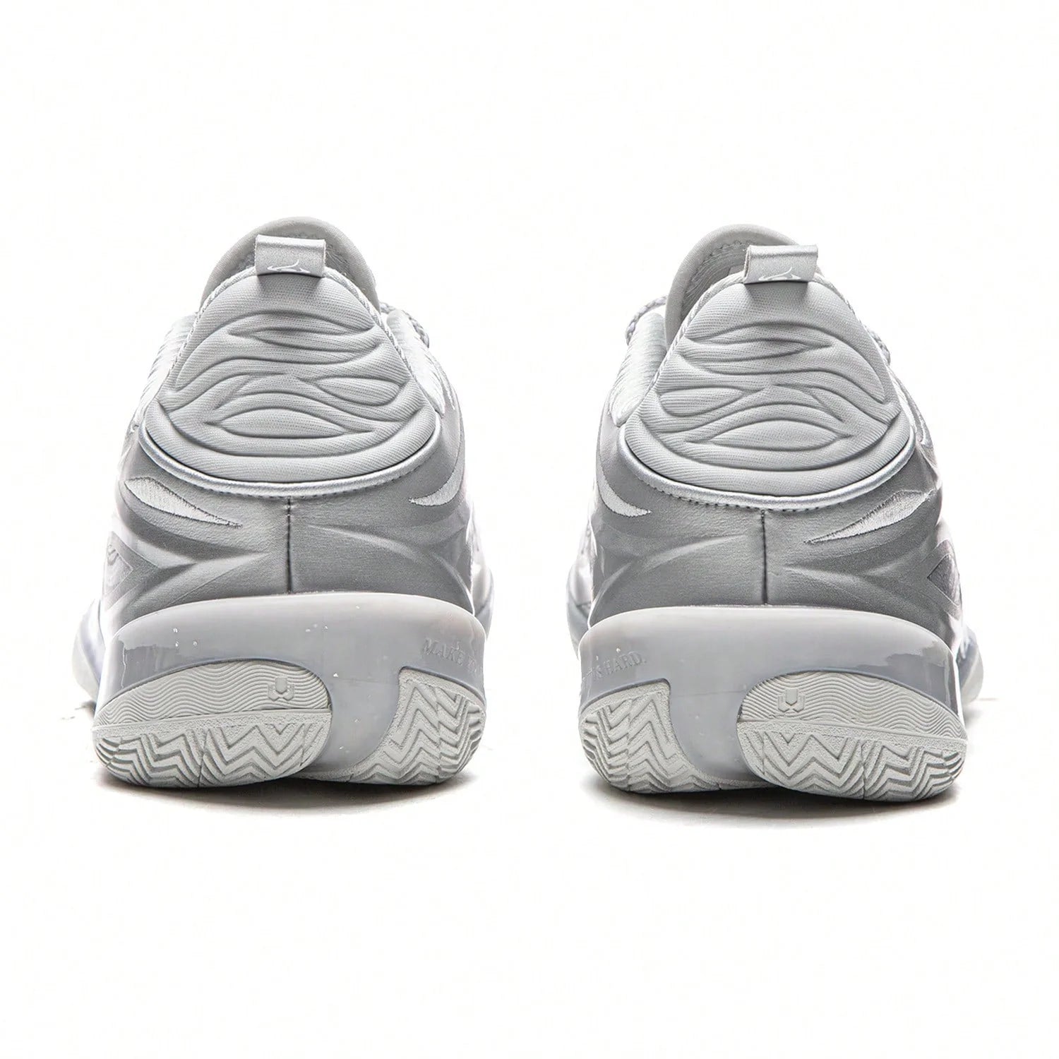Tênis Li Ning Wade 808 5 Ultra V2 Silver Flash