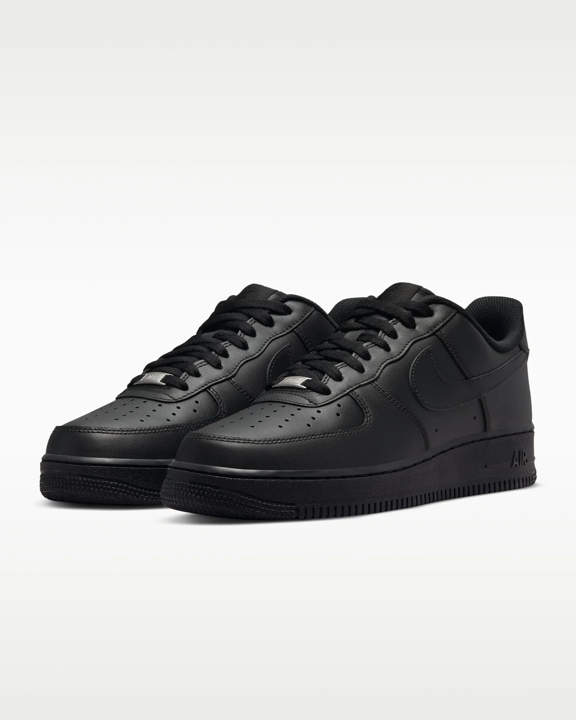 AIRFORCE 1 ALL BLACK