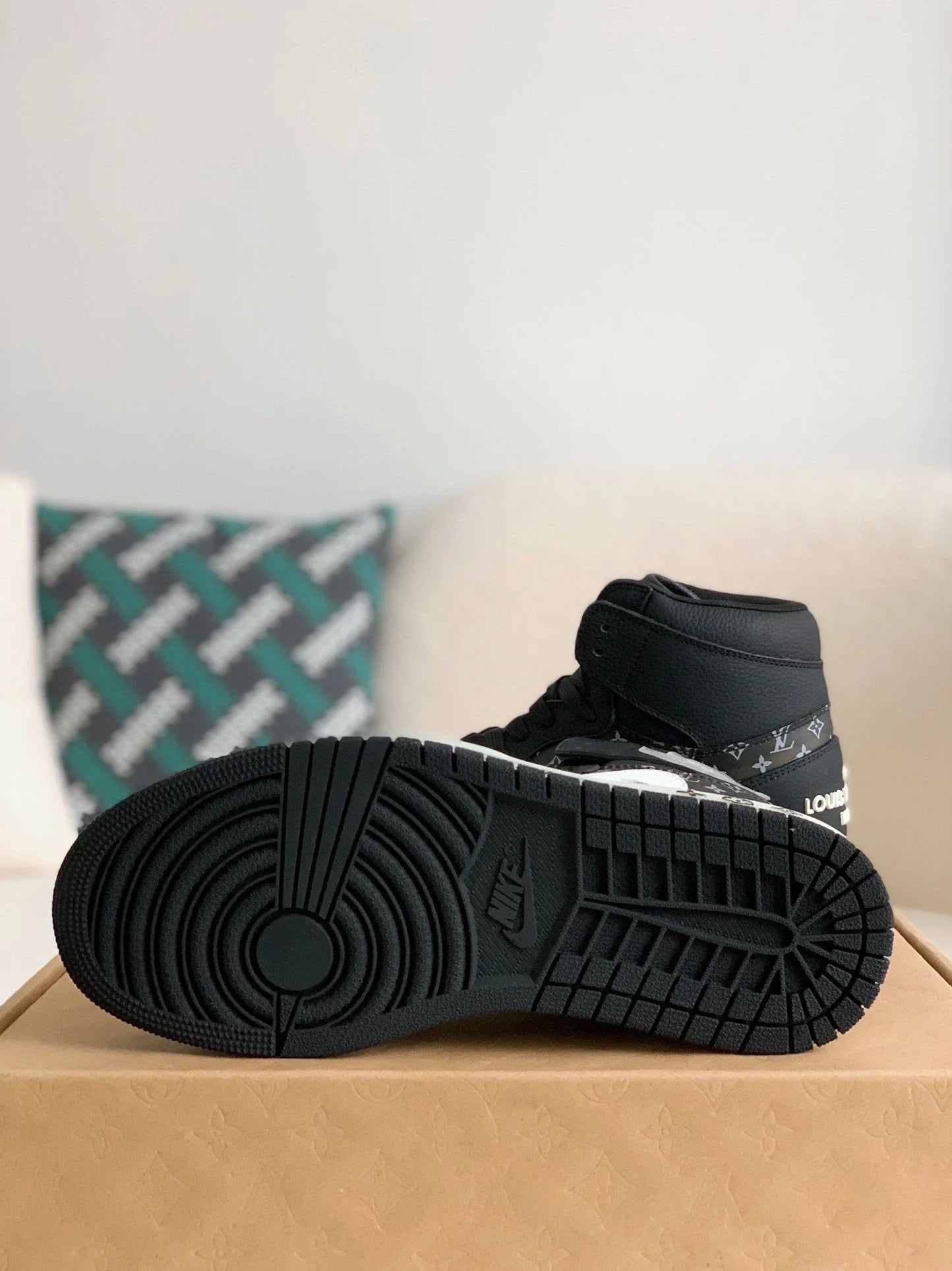 Nike Air Jordan 1 x LV Triple Black Monogram Edition