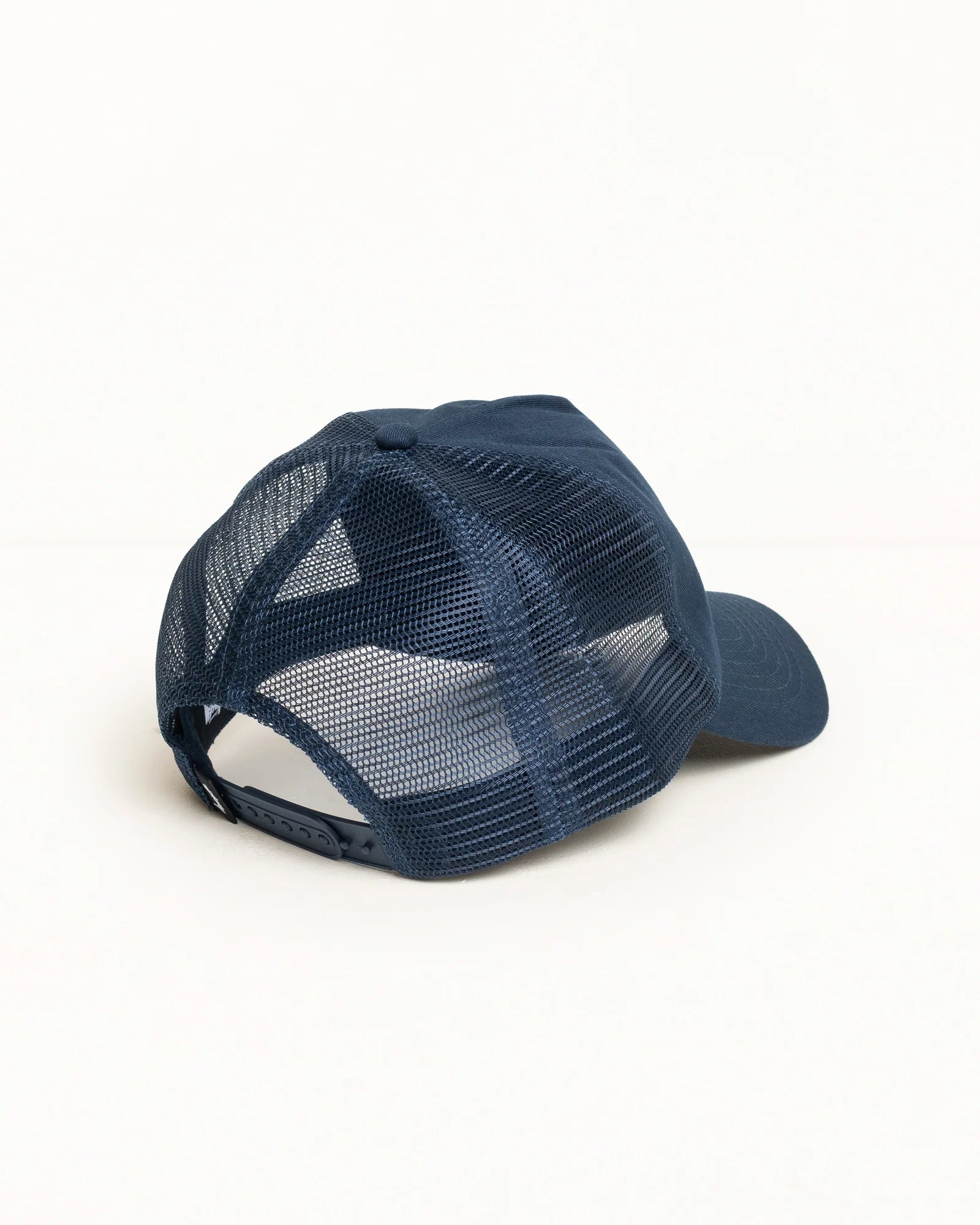S CROWN TRUCKER