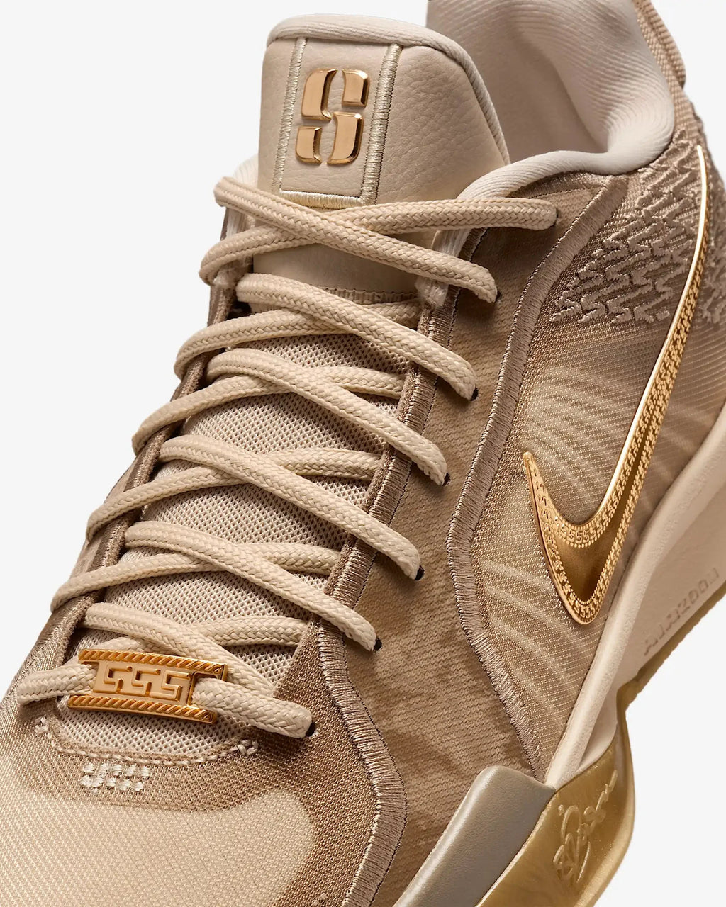 Tênis Nike Sabrina 2 Stronger Than Gold