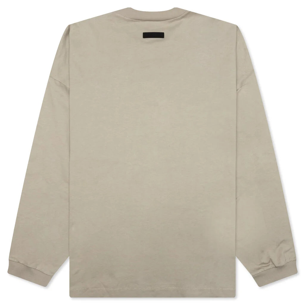 L S Shirt Seal