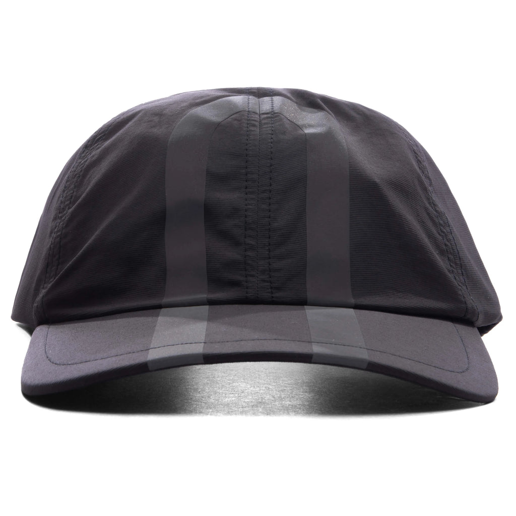 On x IKON On Cap Magnet Black