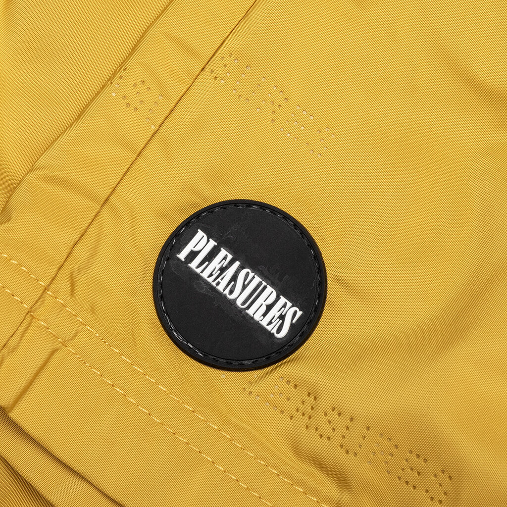 Refresh Nylon Active Short Mustard